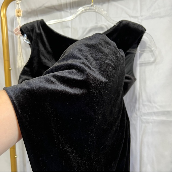 AZAZIE BLAIR
Sheath Pleated Velvet Floor-Length Dress black - Picture 7 of 9